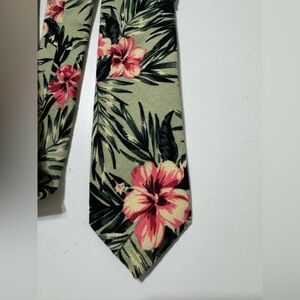 Original Penguin Tropical Floral Tie
